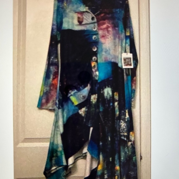 UBU Jackets & Blazers - UBU Laurie Devault artist print super soft medium weight